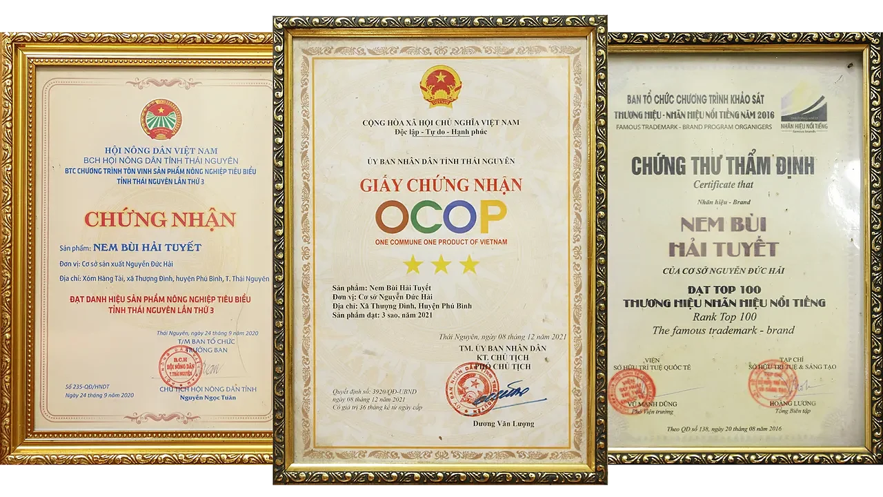 Ba giấy chứng nhận của Nem bùi Hải Tuyết, ở giữa là Giấy chứng nhận OCOP 3 sao